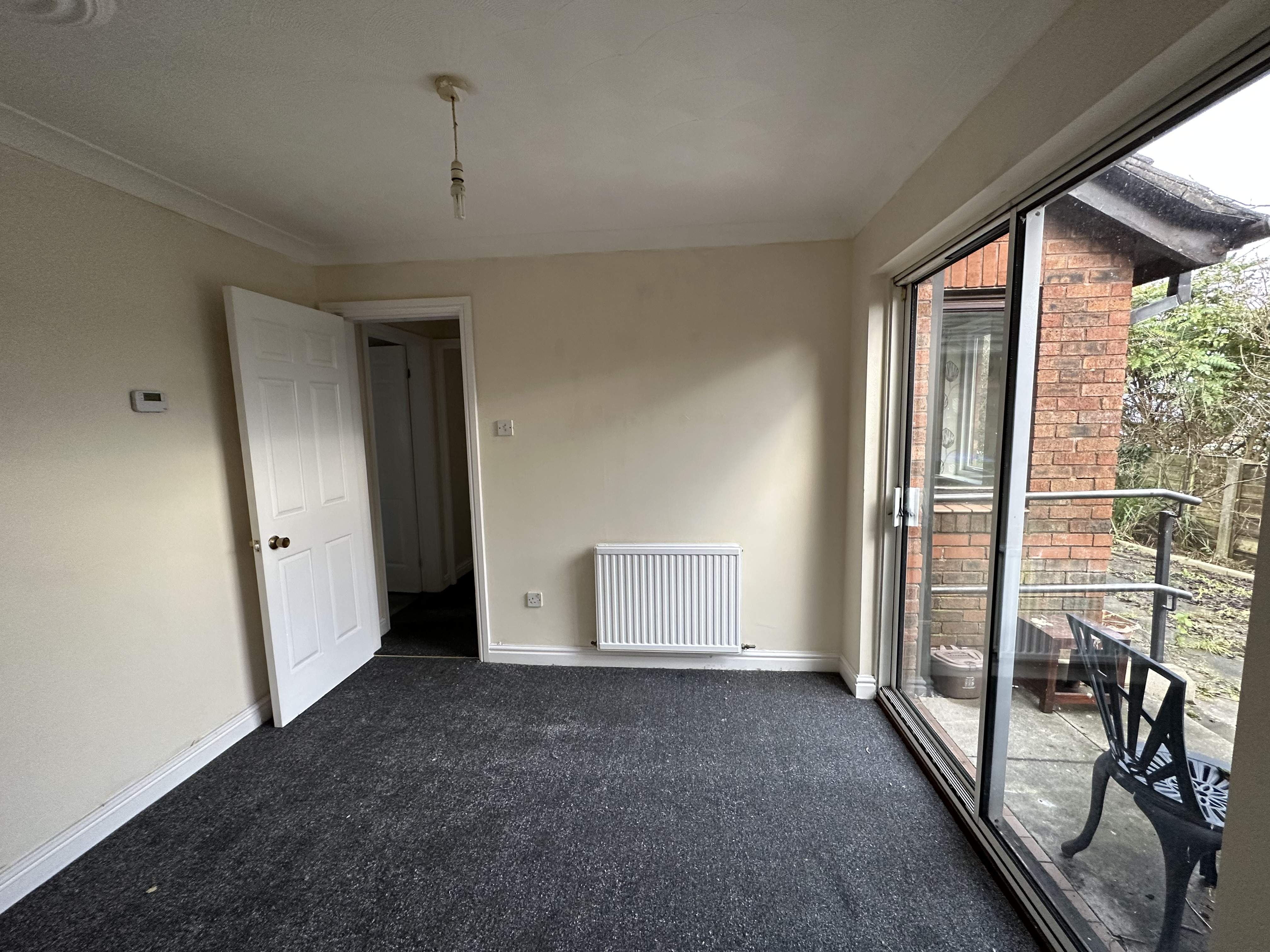 Fallowfield Drive, Shawclough, Rochdale 2 bed detached house £850 pcm