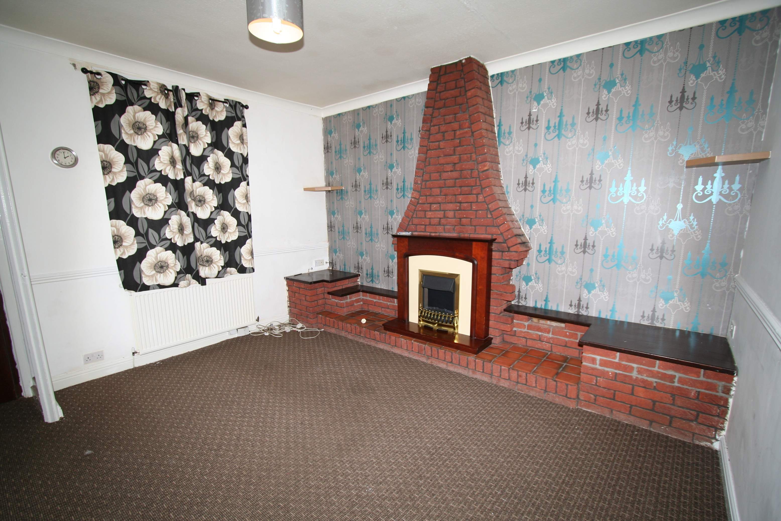 Dean Street, Hamer, Rochdale 2 bed terraced house £725 pcm (£167 pw)