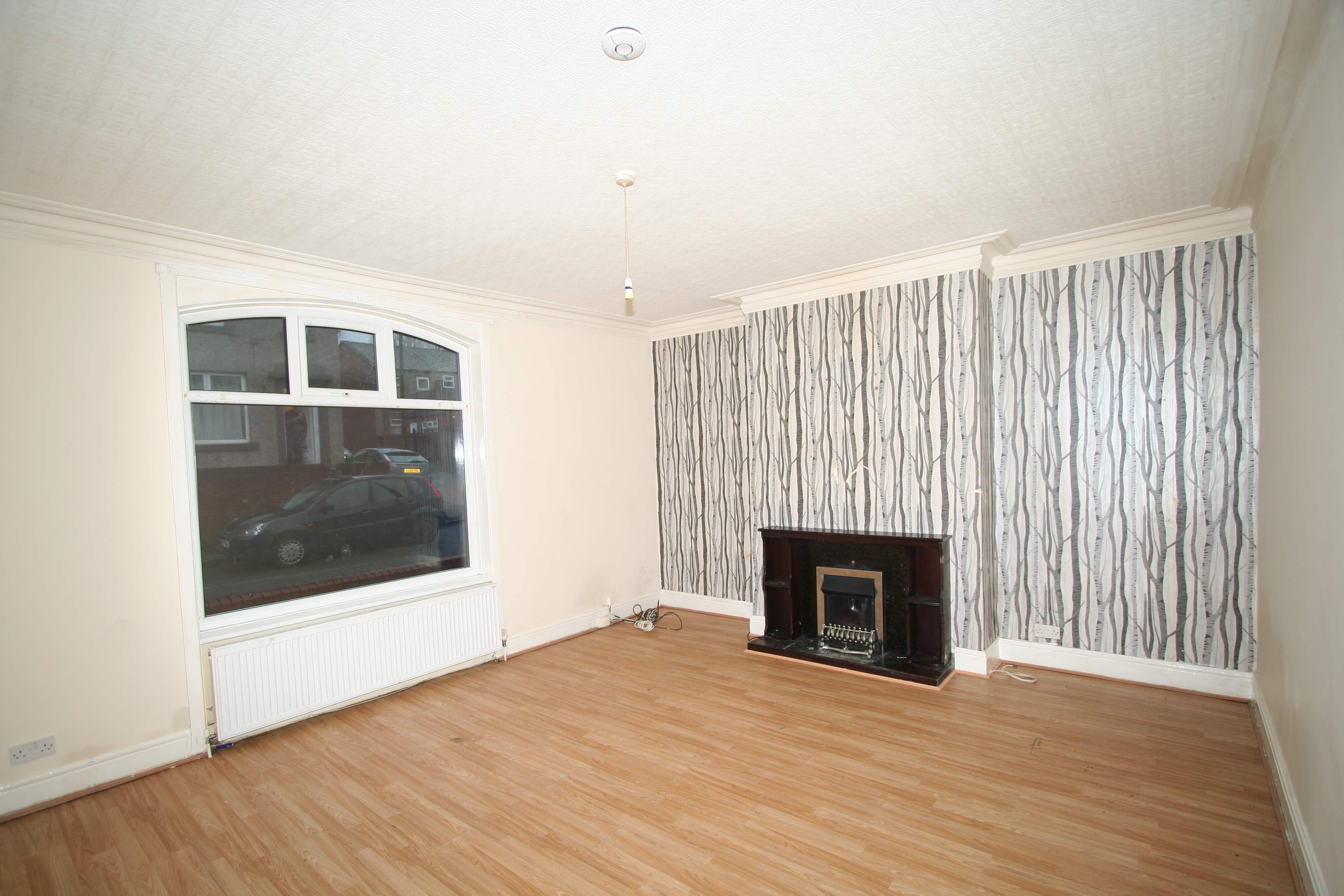 Molyneux Street, Spotland, Rochdale 4 bed terraced house to rent £