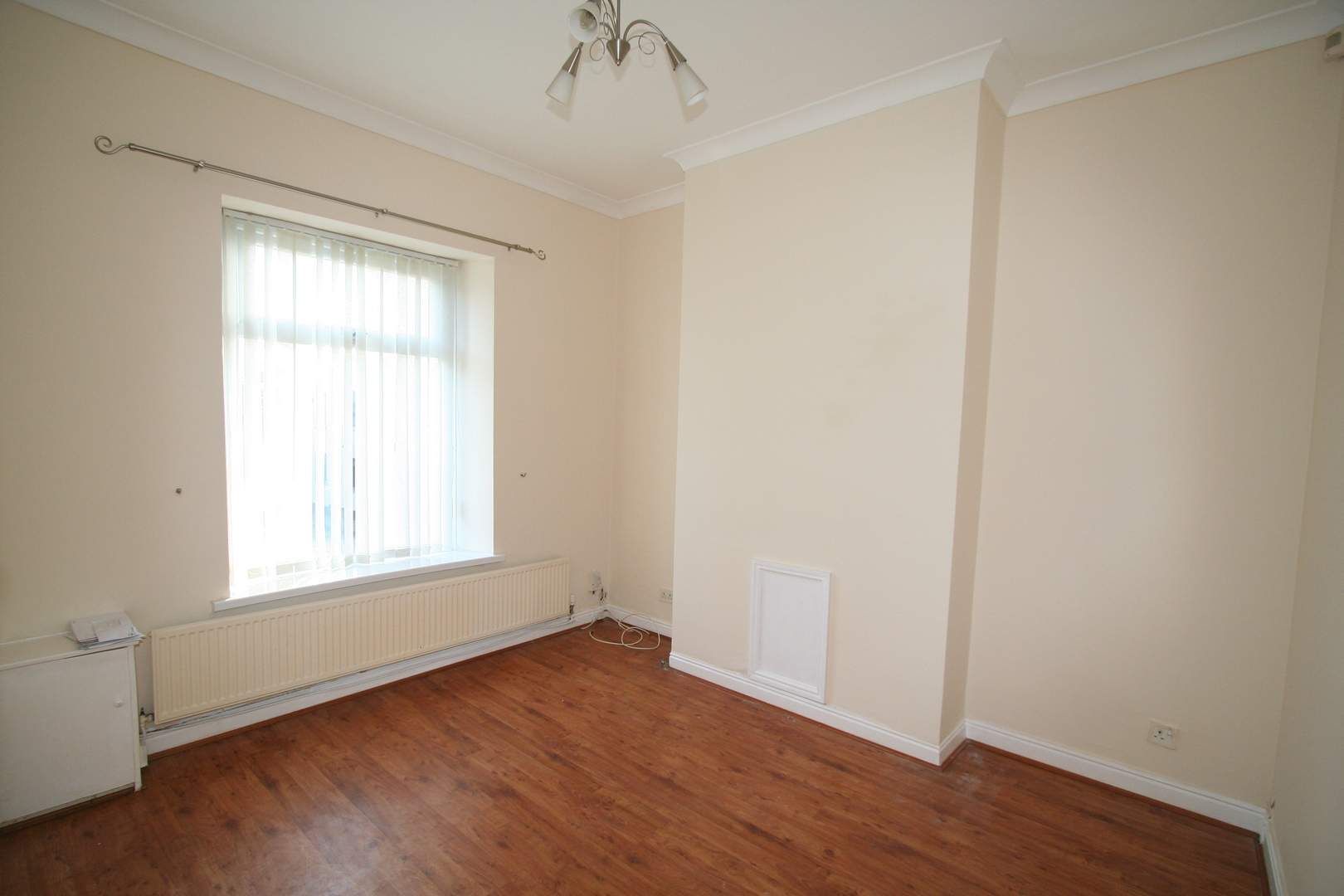 Whitworth Road,Cronkeyshaw, Rochdale 3 bed terraced house £675 pcm (£156 pw)