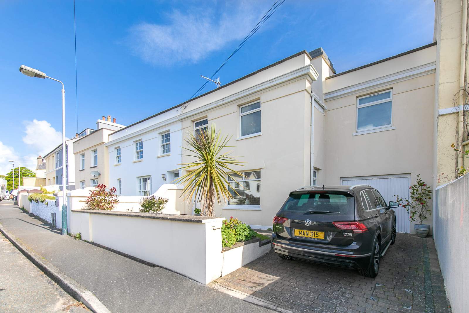 9 Ridgeway Road, Onchan, IM3 1HT 4 bed villa £489,500